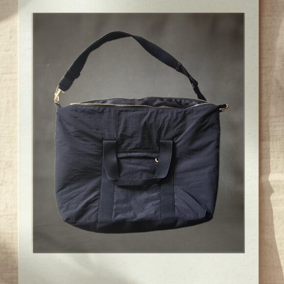 Universal Thread Black Nylon Tote Weekender Shoulder Bag - Picture 1 of 4